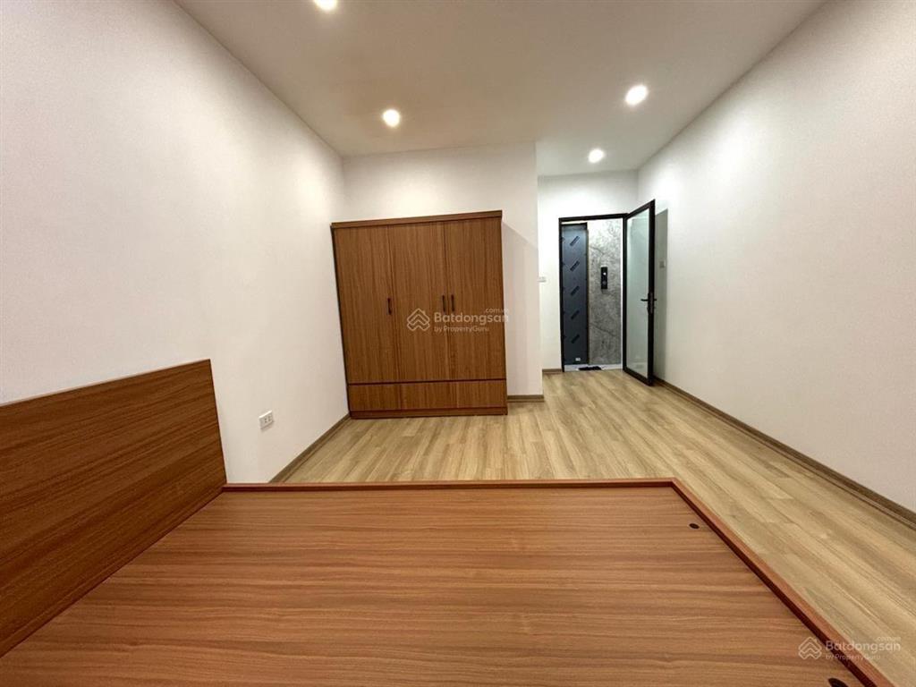 Hot nhất quận! nhà ngọc khánh, ngõ nông xe ba gác, thang máy, full nt, ko quy hoạch, nhà mới 40mx5t