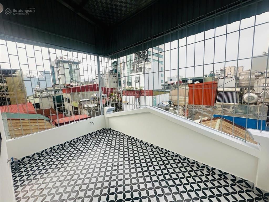 Giá tốt ! nhà thụy khê , ngõ thông, cách hồ tây 100m,ko quy hoạch, nhà mới ,full nội thất 30mx 5t