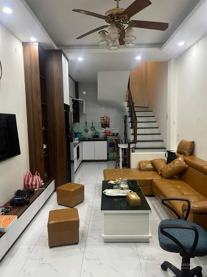Siêu phẩm lạc long quân! nhà cách ô tô 100m, ngõ thông tứ tung, kinh doanh, full nt, ko qh 45m2x5t