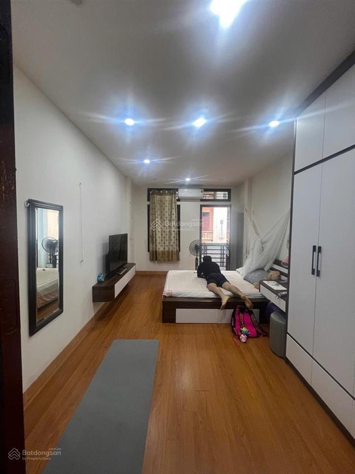 Siêu phẩm lạc long quân! nhà cách ô tô 100m, ngõ thông tứ tung, kinh doanh, full nt, ko qh 45m2x5t