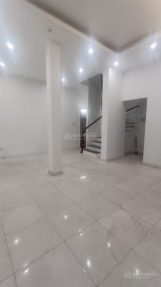 Giá hời! nhà võ chí công, ngõ thông, rộng, gần ô tô, tiềm năng ccmn nhà xây chắc chắn 55m2x3t