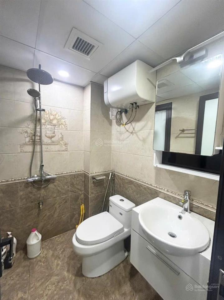 Nhỉnh 7 tỷ có nhà đẹp thụy khuê, ngõ nông, full nội thất, nhà mới về ở luôn 28m2 x 5t