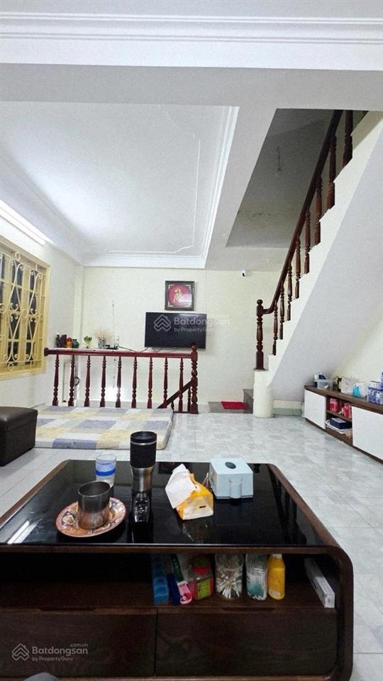 Đội cấn  ba đình! ngõ nông, xe máy tránh, vài bước ra hồ, nhà dân xây chắc chắn 31mx5t