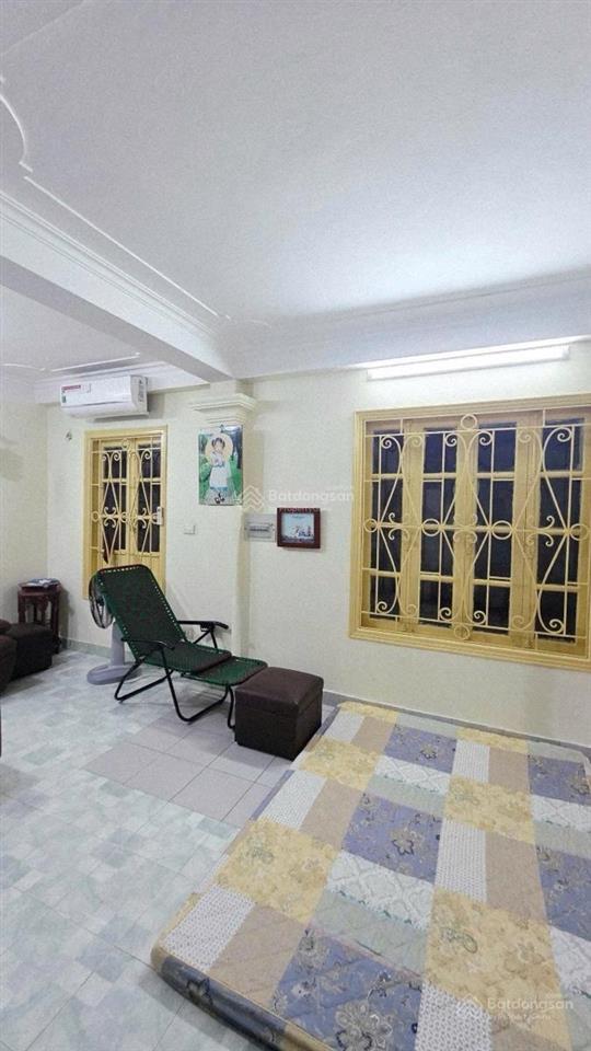 Đội cấn  ba đình! ngõ nông, xe máy tránh, vài bước ra hồ, nhà dân xây chắc chắn 31mx5t