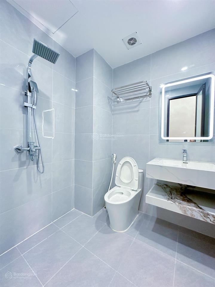 Đội cấn, nhà đẹp, ngõ ba gác, cách phố 50m, thang máy, có sân để xe, full nội thất, 35m2 x 6t