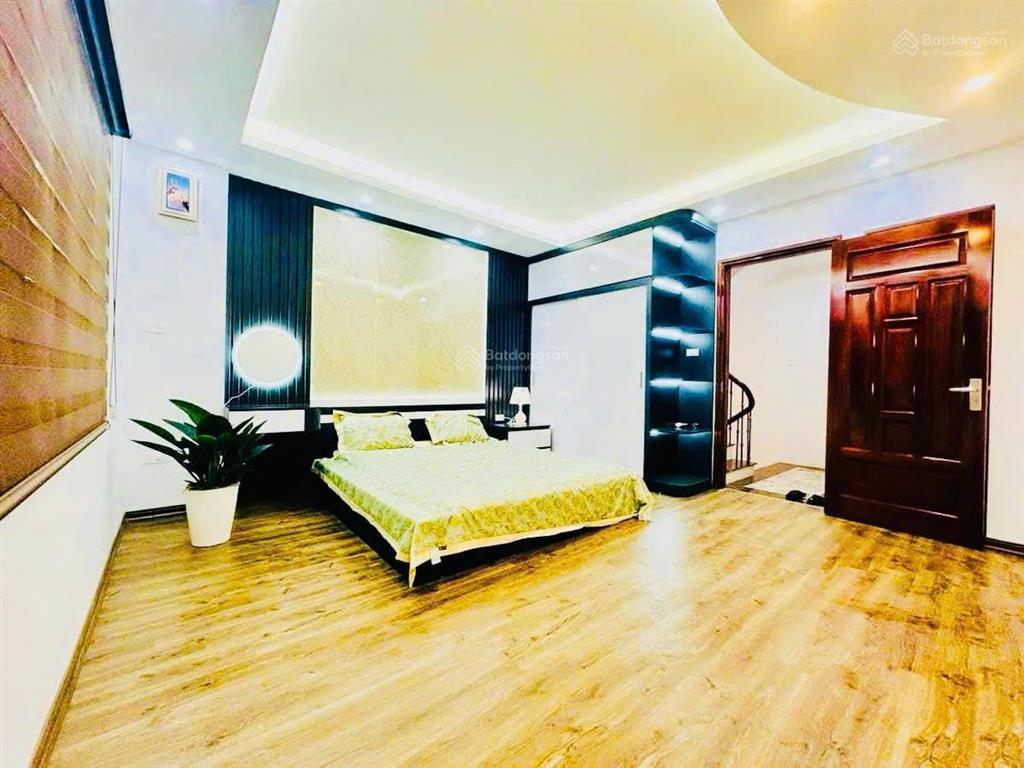 Nhà đẹp đội cấn. ngõ nông, vf3 đỗ cửa, thông tứ tung, dân xây thoáng, full nt, sân xe, 48m²*5t