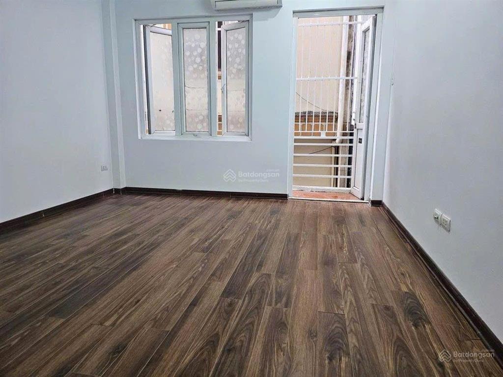 Giá đẹp! nhà vĩnh phúc, ngõ thông tứ tung, gần chợ, kinh doanh, sđcc, nhà mới 34m2 x 5t