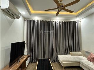 Giá hời! nhà đội cấn, ngõ thông, xe ba gác, mặt tiền rộng, nhà dân xây chắc chắn 42m x 5t