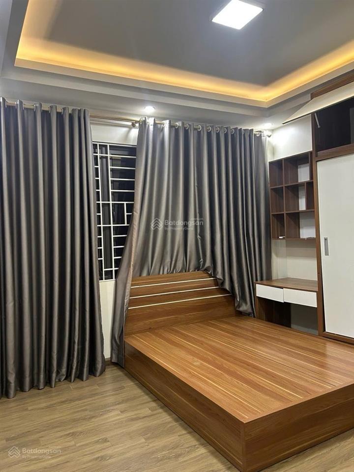 Giá hời! nhà đội cấn, ngõ thông, xe ba gác, mặt tiền rộng, nhà dân xây chắc chắn 42m2 x 5t