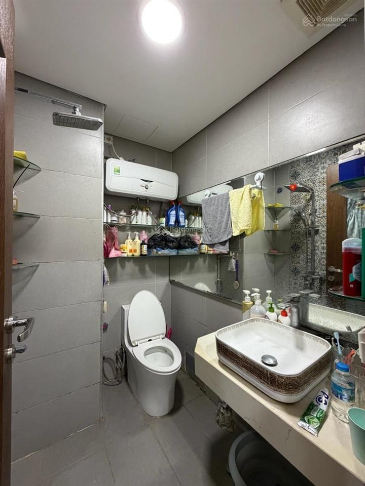 Nhà đẹp đội cấn! ngõ xe ba gác, nội thất xịn sò, ô chờ thang máy, nhà dân xây 46m2 x 5t