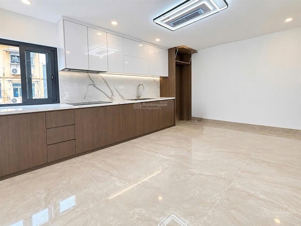 Hàng ngon! vip dốc tam đa, ngõ thông tứ tung, ô tô cách 30m, kinh doanh, ở, thang máy 53m x 8t
