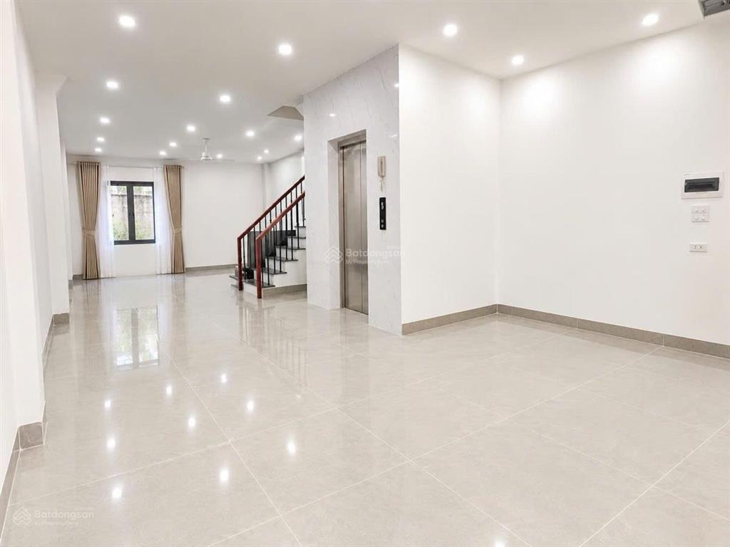 Hàng ngon! vip dốc tam đa, ngõ thông tứ tung, ô tô cách 30m, kinh doanh, ở, thang máy 53m x 8t