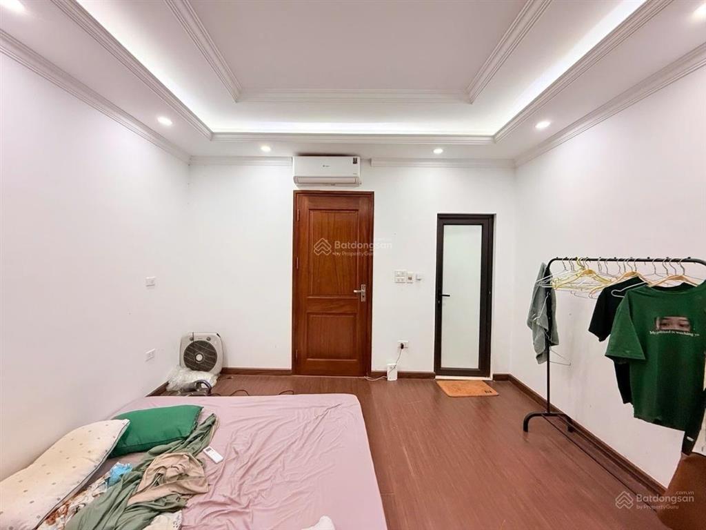 Nhà đẹp lạc long, ngõ ô tô tránh, nhà dân xây, ô tô đỗ cách 1 nhà, full nội thất 35m2 x 6t