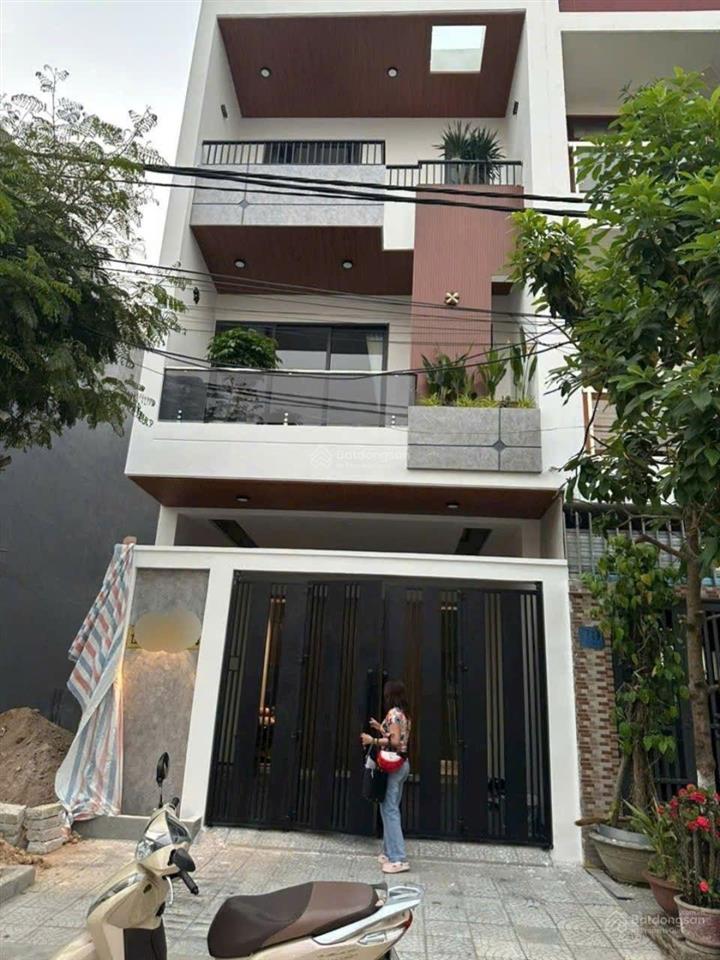 Bán nhà 3 tầng siêu đẹp, mới khu trung tâm liên chiểu cũ. hòa phú 3