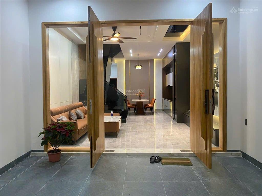 Bán nhà 3 tầng siêu đẹp, mới khu trung tâm liên chiểu cũ. hòa phú 3