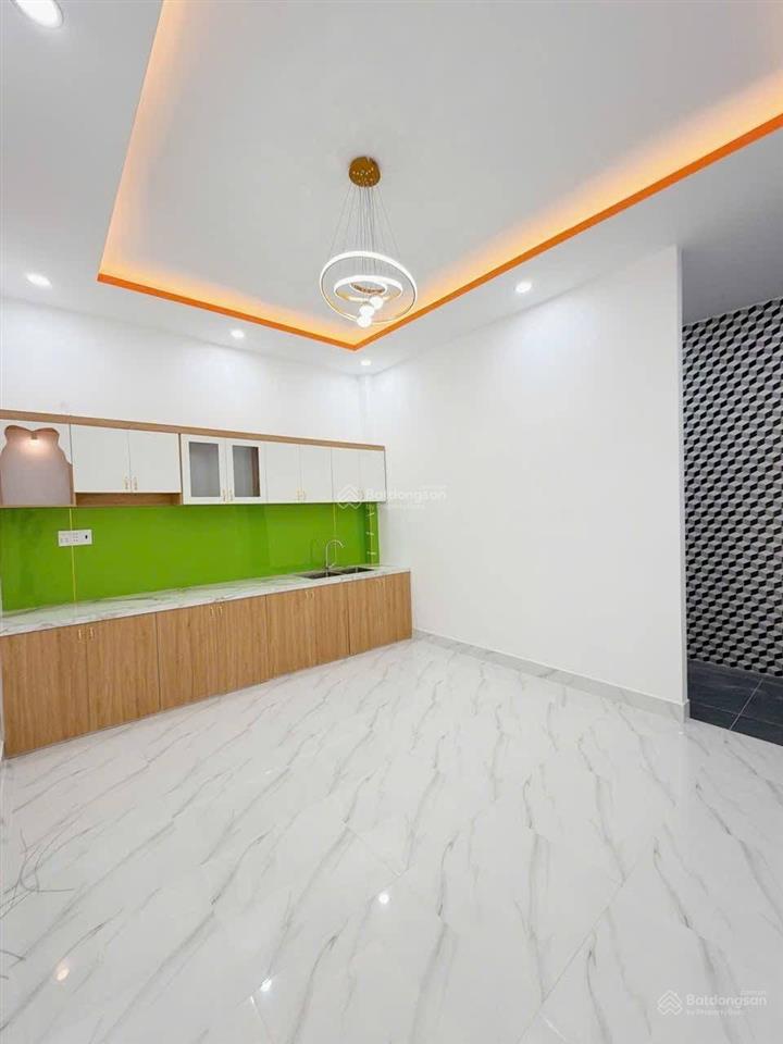 Bán nhà tt cần giuộc giá rẻ 5x20m