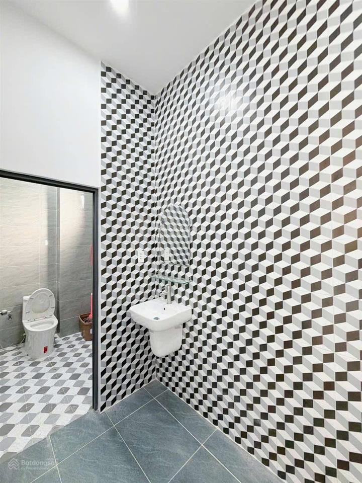 Bán nhà tt cần giuộc giá rẻ 5x20m