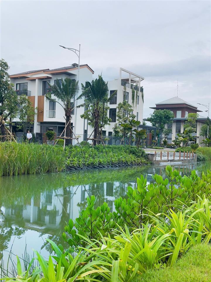 Sở hữu ngay nhà phố 1 trệt 2 lầu 90m2 chỉ 3,9 tỷ ngay trung tâm bến lức,dự án la home, 0933 575 ***