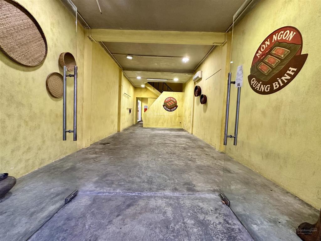 Nhà mặt tiền cho thuê nở hậu kinh doanh