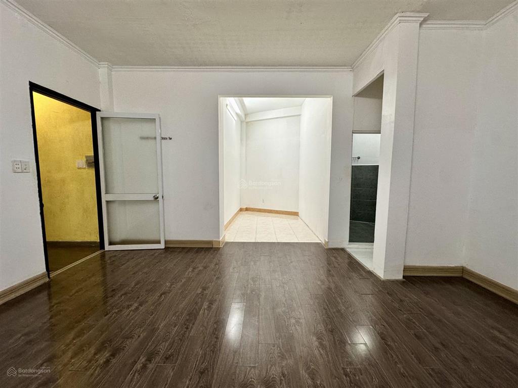 Nhà mặt tiền cho thuê nở hậu kinh doanh