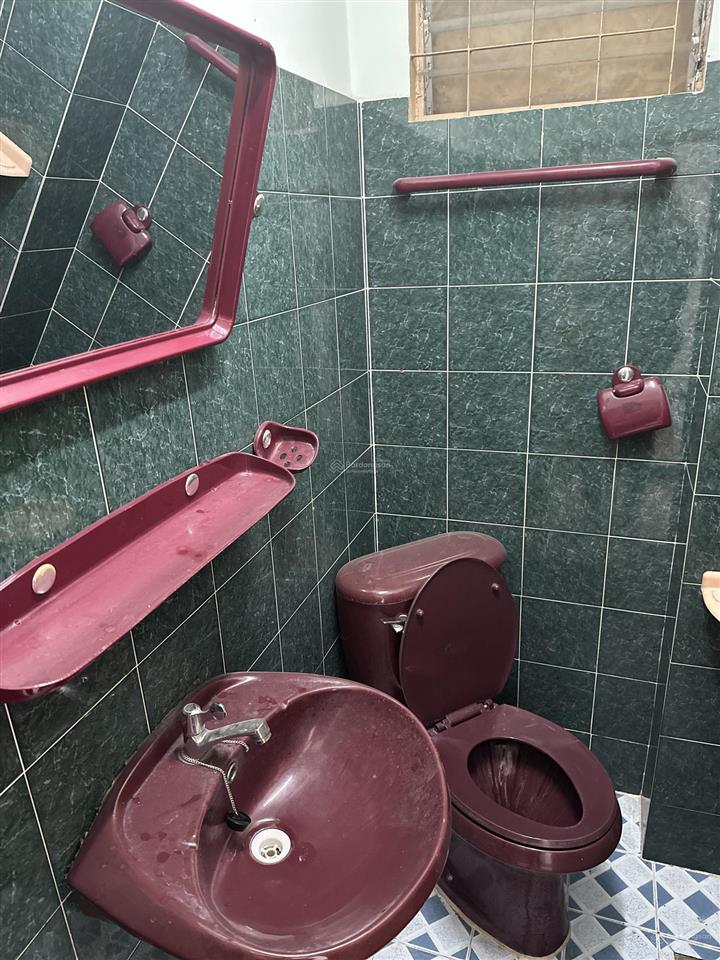 Nhà hẻm xe hơi mới 5pn4vs khép kín