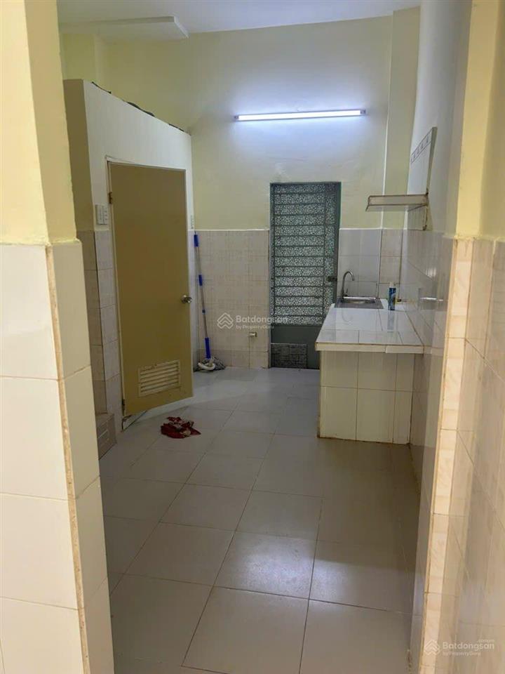 Nhà riêng bán gấp tại 79d2, âu cơ, 5,5 tỷ, 32,72 m2