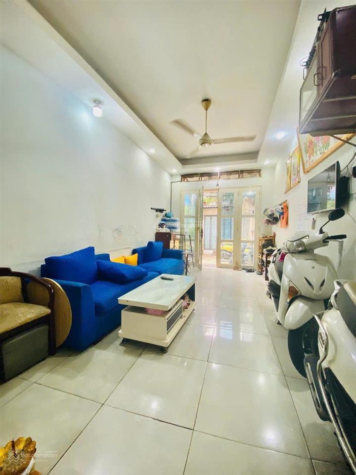 Nhà riêng chính chủ đang cần ra nhanh nên bán với giá rất thấp so với thị trường khu vực.