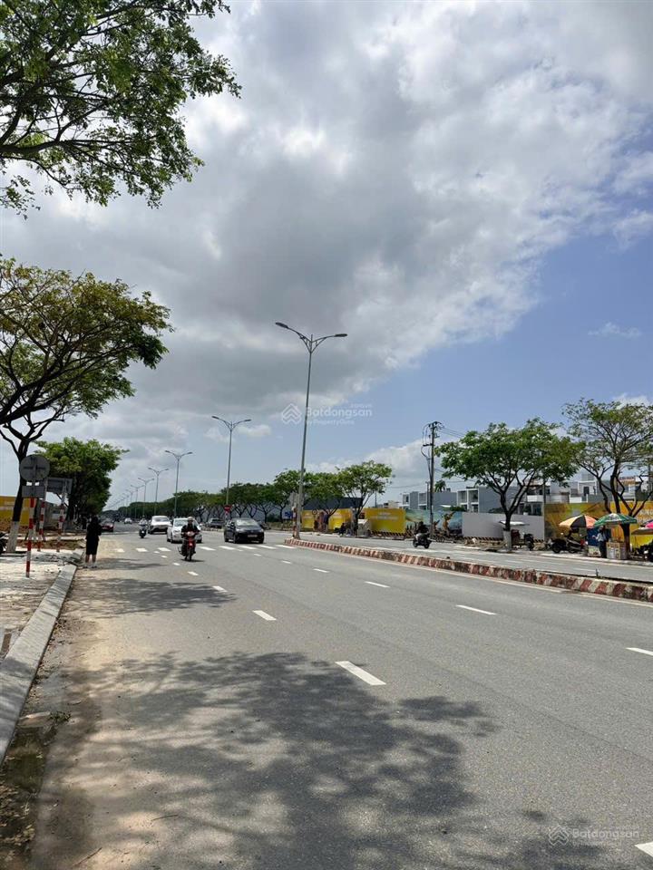 Duy nhất trục võ chí công giá gốc cđt sun group, sổ sẵn