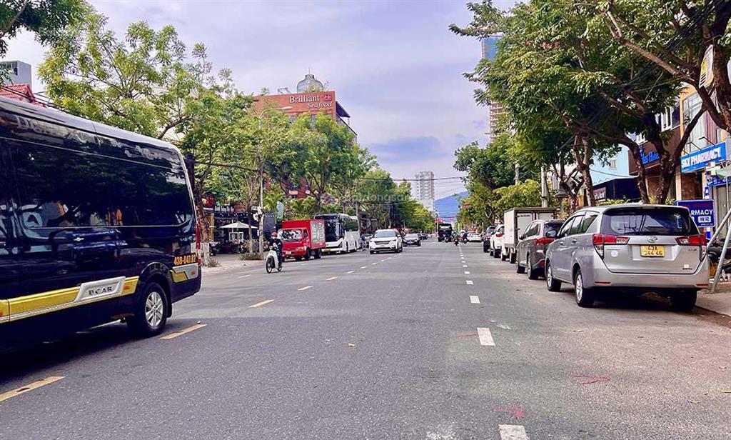 Siêu vip! bán khách sạn 6 tầng 120m2  38,69 tỷ  mt hồ nghinh  q. sơn trà