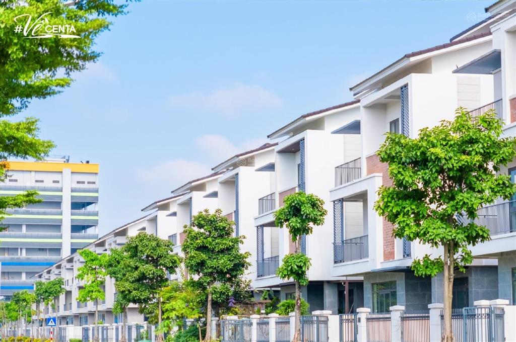 Nhượng lại suất ngoại giao đẹp, giá tốt tại centa riverside, kết nối hà nội 10 phút di chuyển
