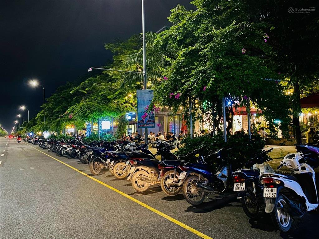 Tặng ngay 3 chỉ vàng cho khách thiện chí cọc ngay trong ngày hôm nay căn nhà phố diện tích lớn