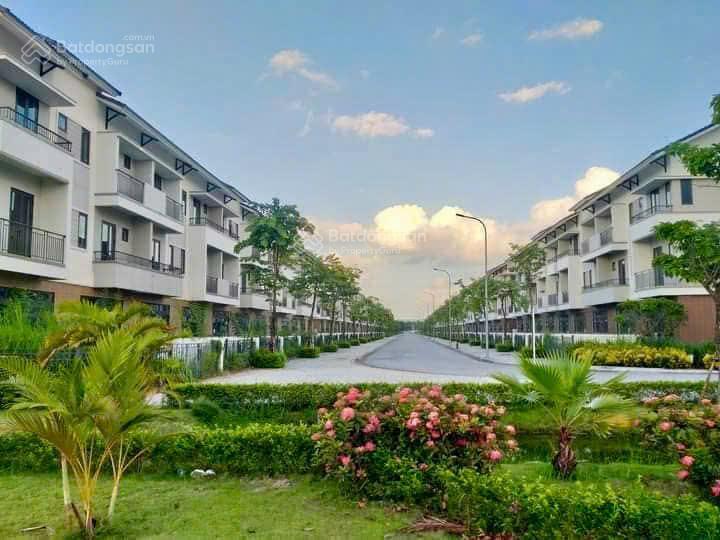Tặng ngay 3 chỉ vàng cho khách thiện chí cọc ngay trong ngày hôm nay căn nhà phố diện tích lớn