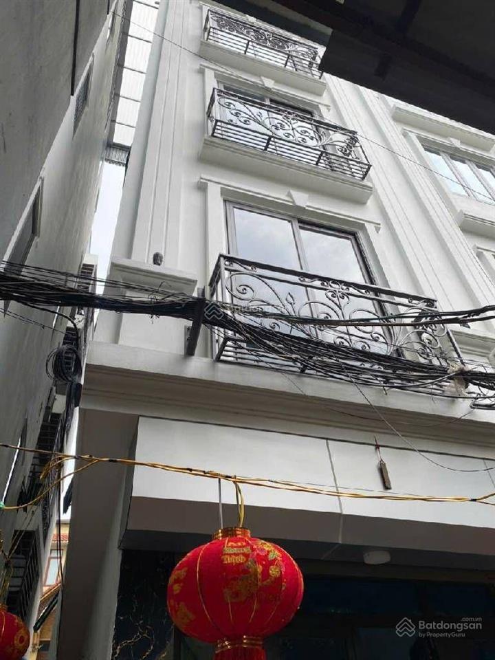 Bán nhà phố khương trung thanh xuân mới coong 5 tầng  3 ngủ dt 32m2  5 tầng  5,9 tỷ