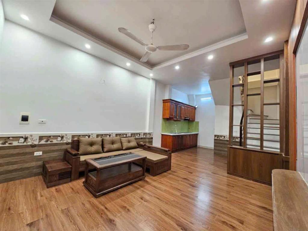 🔥 36 M2 NHÀ ĐẸP THẠCH BÀN – FULL NỘI THẤT – Ô TÔ ĐỖ CỬA 🔥