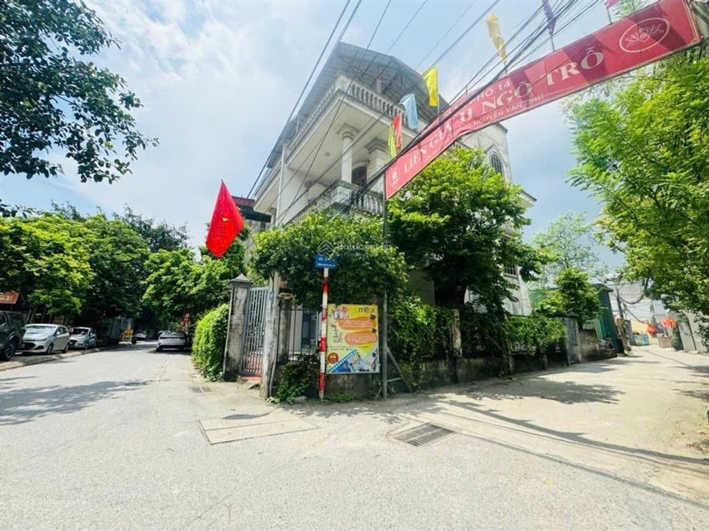 Chính chủ hạ sốc giá nào cũng bán nhà đẹp thạch bàn 5 tầng mới, nội thất đẹp, oto đỗ cổng 6.4 tỷ