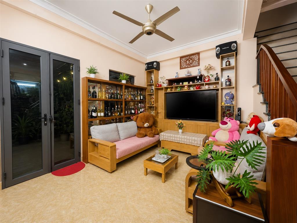 🏡  PHÚC LỢI  46m2 x 5 tầng – THANG MÁY XỊN – Ô TÔ ĐỖ CỔNG – SÁT VINHOMES RIVERSIDE - Giá
