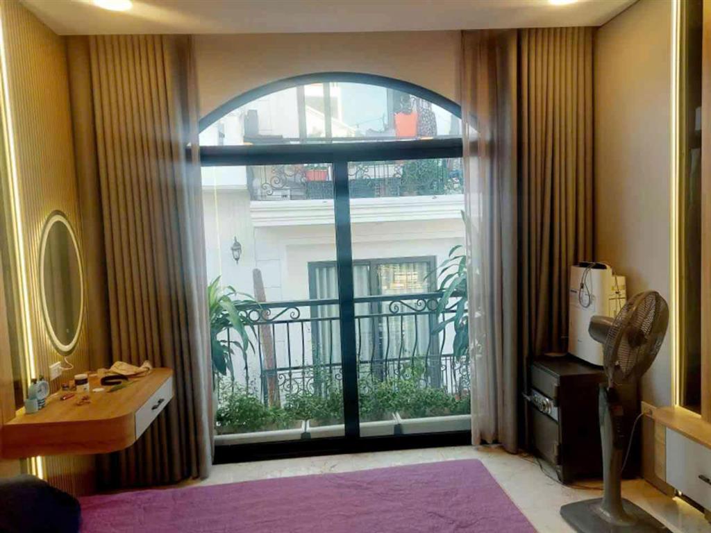 🏡 NHÀ ĐẸP PHÚC ĐỒNG – 55M² X 5 TẦNG – GARA Ô TÔ – THANG MÁY – FULL NỘI THẤT 🏡