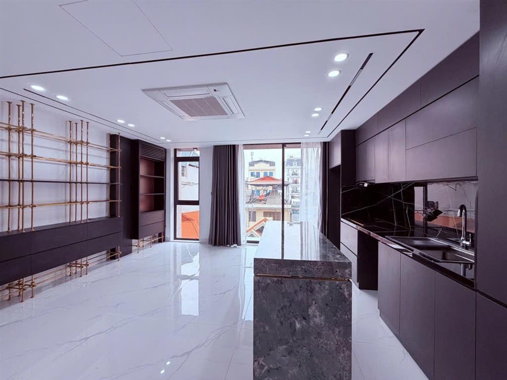 🏡 NHÀ PHÂN LÔ NGUYỄN VĂN CỪ – 7 TẦNG THANG MÁY, GARA Ô TÔ, FULL NỘI THẤT ✨