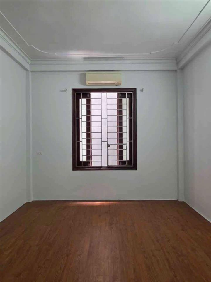 🏡 BÁN NHÀ ĐẸP PHÚC LỢI – NGÕ Ô TÔ THÔNG – 50M² x 4 TẦNG – GIÁ CHỈ 8,X TỶ
🌟 Nhà đẹp –