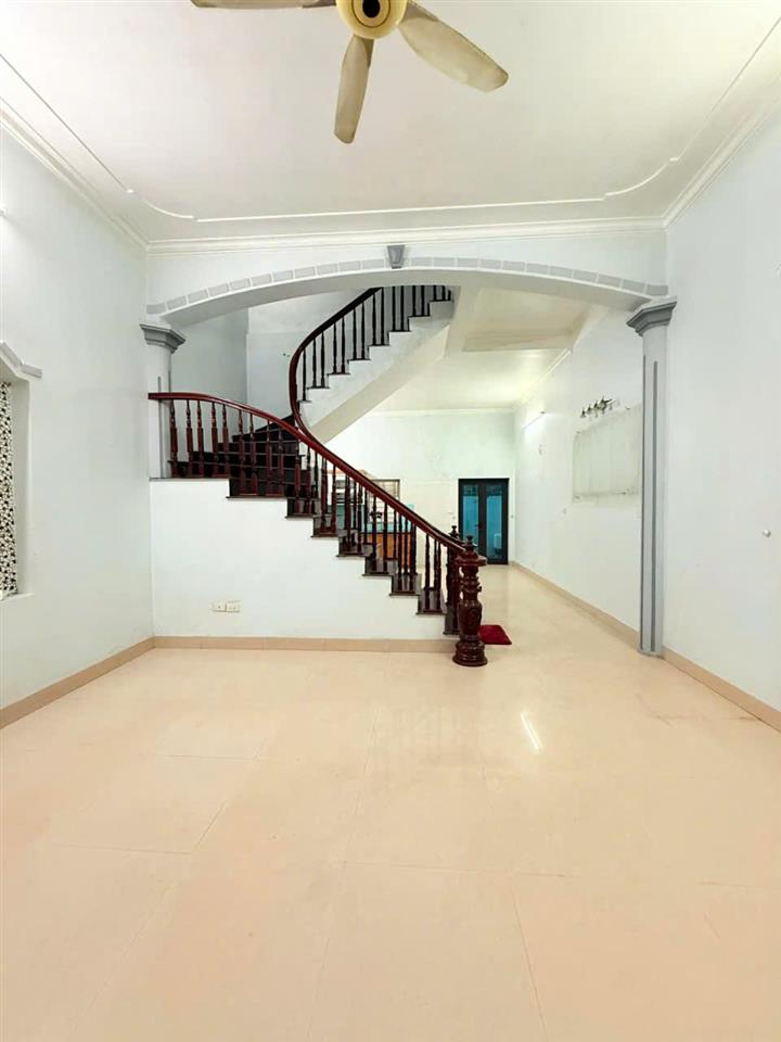 🔥 ĐÀM QUANG TRUNG – 77M² x 3 TẦNG – NHÀ DÂN XÂY – 12 TỶ 🔥
💥 77M² – NHÀ 3 TẦNG – GẦN