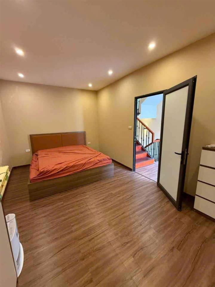 🏡🔥 NHÀ LÔ GÓC NGỌC TRÌ – NGÕ XE TẢI THÔNG – 52M² x 5 TẦNG – GIÁ 17 TỶ 🔥🏡
🚨 HÀNG
