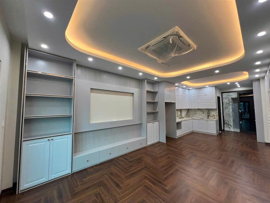 🔥🔥 SIÊU PHẨM ĐÀM QUANG TRUNG – 61M² x 8 TẦNG – GARA 2 Ô TÔ – THANG MÁY – FULL NỘI THẤT