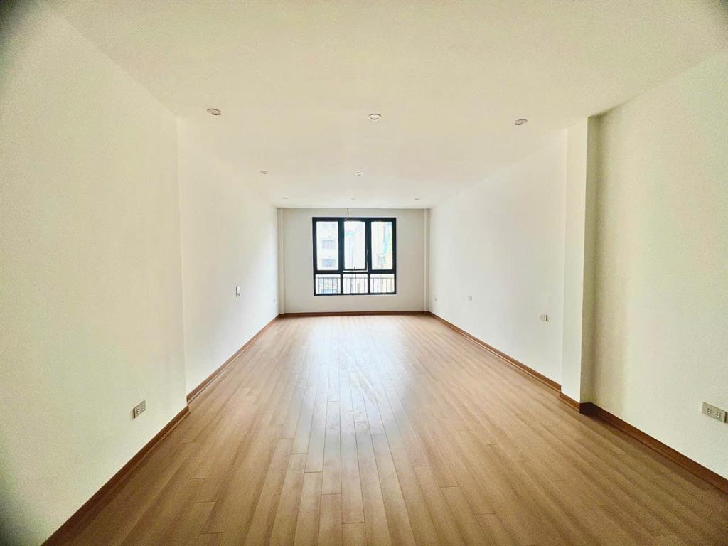 🔥 BÁN NHÀ ĐẸP ĐÀM QUANG TRUNG – 50M² x 5 TẦNG – THANG MÁY – FULL NỘI THẤT – NGÕ THÔNG 