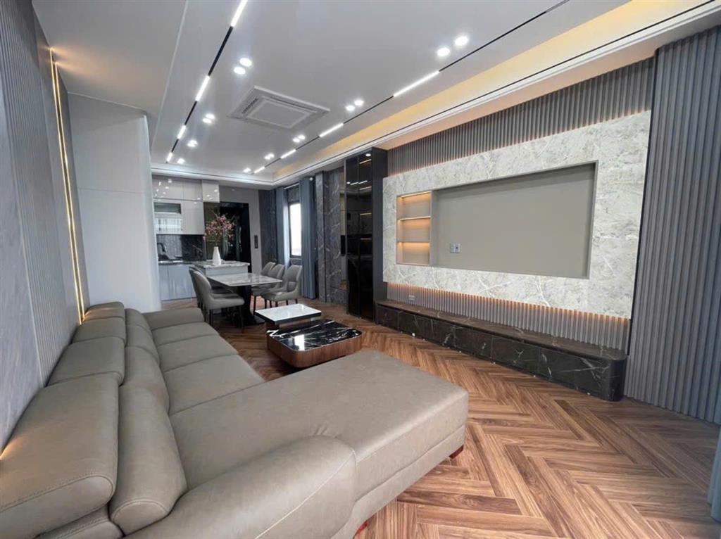 🔥 NHÀ PHỐ TRẠM – NGÕ THÔNG XE TẢI TRÁNH  51M² × 8 TẦNG  GARA Ô TÔ  THANG MÁY  FULL NỘI