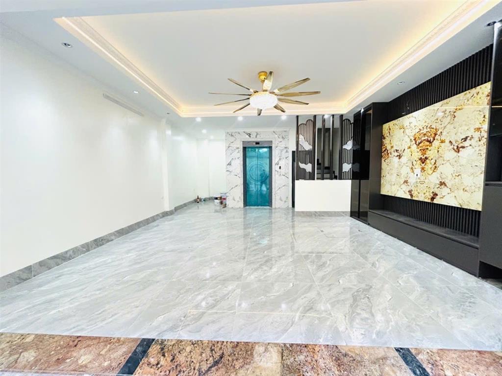 🔥🔥 NHÀ ĐẸP – NGÕ Ô TÔ – THÔNG ĐÀM QUANG TRUNG – THANG MÁY – FULL NỘI THẤT 🏡 51M² × 6