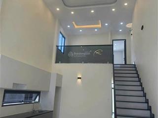 Xuân thới sơn  hóc môn nhà mới 100% sổ hồng riêng mặt tiền nhựa thông xts 27 hóc môn buôn bán