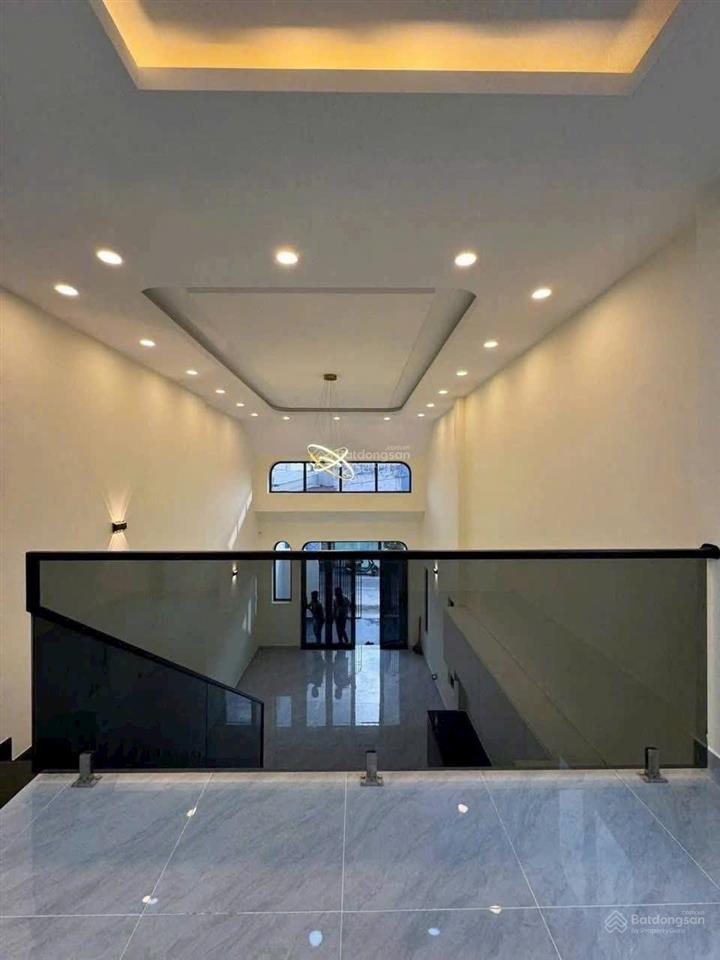 Xuân thới sơn  hóc môn nhà mới 100% sổ hồng riêng mặt tiền nhựa thông xts 27 hóc môn buôn bán