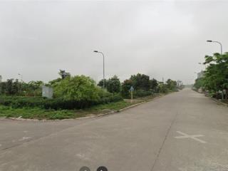Siêu phẩm lô góc 2 mặt tiền 110m2  chỉ một lô duy nhất hàng hiếm chính chủ gửi bán gấp