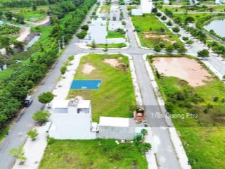 1 lô duy nhất đường 20 mét rẻ nhất kdc tân đô