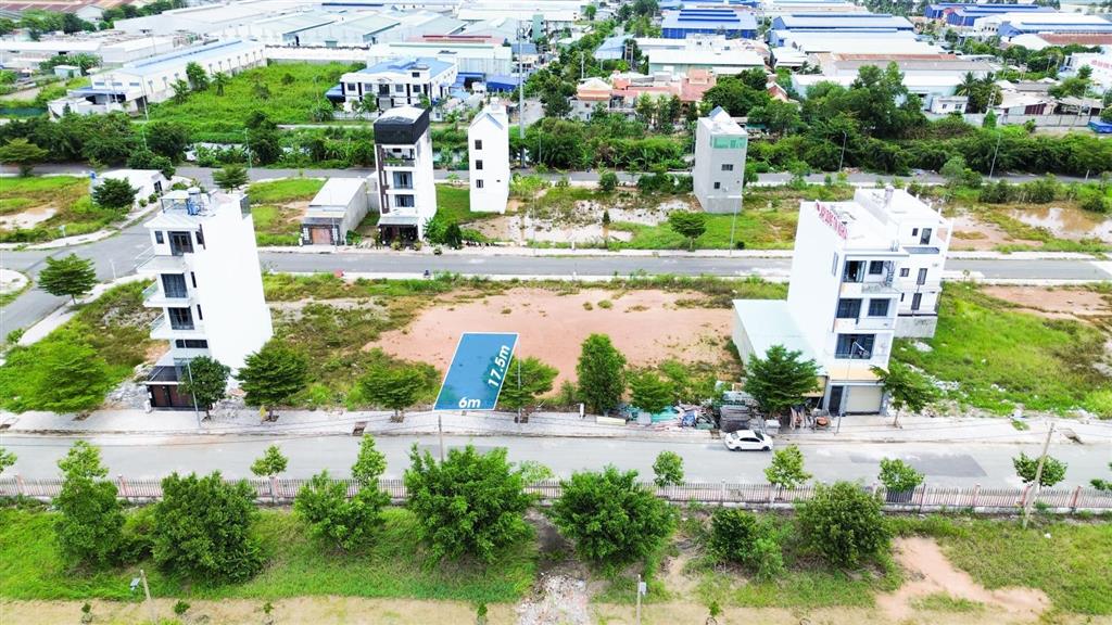 Kdc tân đô  chính chủ gửi bán gấp nền view hồ 105m2 thương lượng mạnh